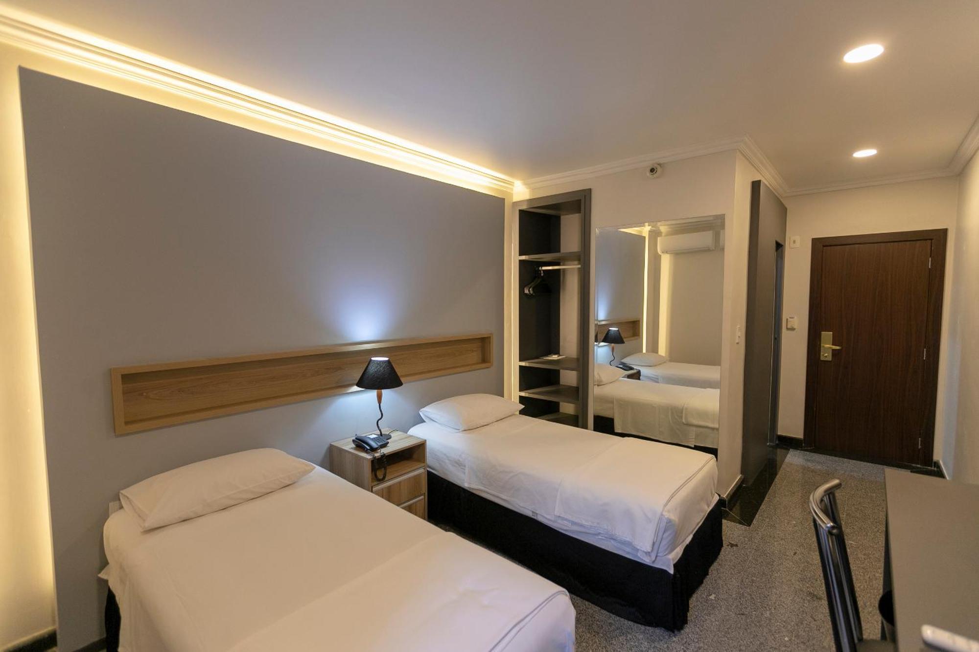 Hotel Da Vinci & Conventions